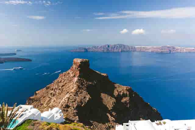 梦见抱小儿子走泥巴路(梦见抱自己小儿子)