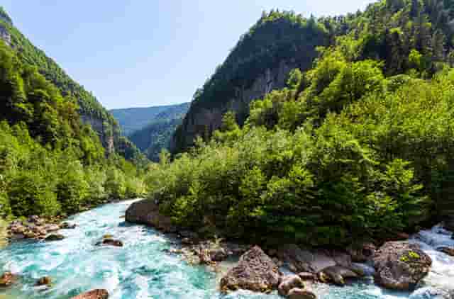 酌古沿津探滦水，扬帆起航新征程