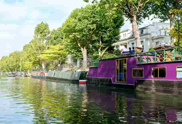 致敬最美逆行者